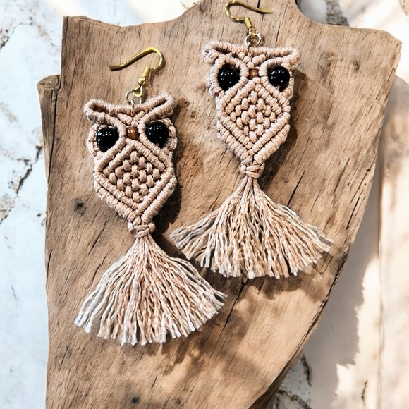 Owl macrame earrings 70s vibes Macrame Wood Hypoallergenic Ear wires Adorable - Picture 1 of 15